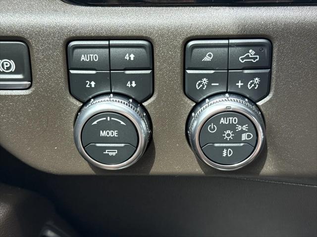 2024 GMC Sierra 1500 4WD Crew Cab Short Box SLT