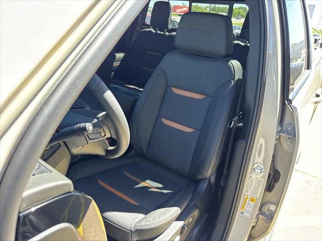 2026 GMC Sierra 2500HD Crew Cab, Standard Bed, AT4, 4WD