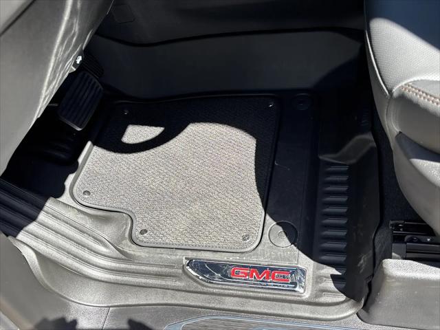 2026 GMC Sierra 2500HD Crew Cab, Standard Bed, AT4, 4WD