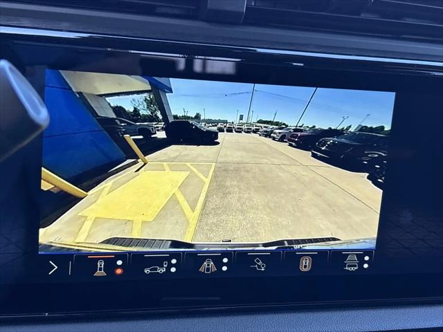 2026 GMC Sierra 2500HD Crew Cab, Standard Bed, AT4, 4WD
