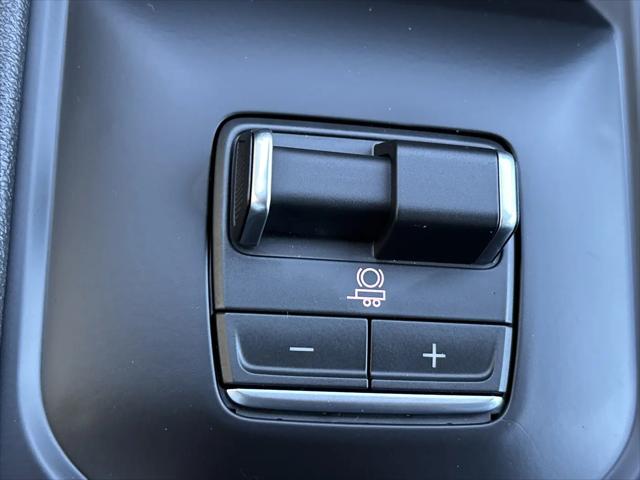2026 GMC Sierra 2500HD Crew Cab, Standard Bed, AT4, 4WD