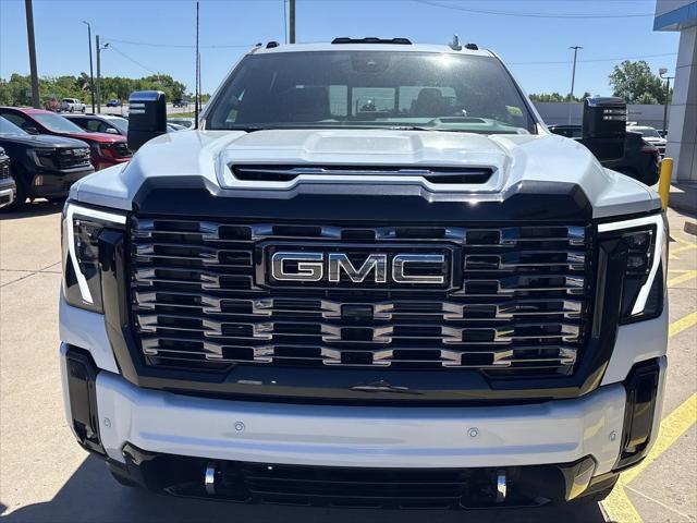 2026 GMC Sierra 2500HD Crew Cab, Standard Bed, Denali Ultimate, 4WD