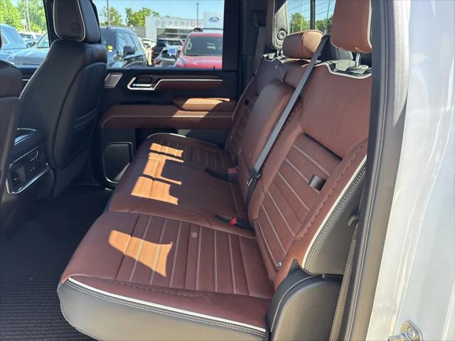 2026 GMC Sierra 2500HD Crew Cab, Standard Bed, Denali Ultimate, 4WD