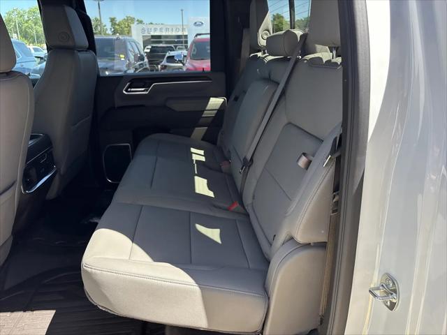 2026 GMC Sierra 2500HD Crew Cab, Standard Bed, SLT, 4WD