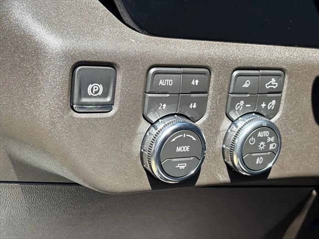 2026 GMC Sierra 2500HD Crew Cab, Standard Bed, SLT, 4WD