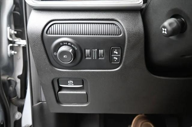 2023 Jeep Wagoneer Series II 4x2