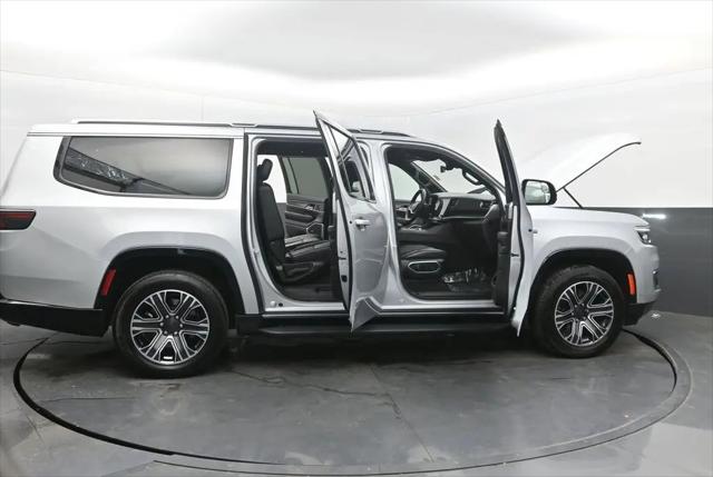 2023 Jeep Wagoneer Series II 4x2