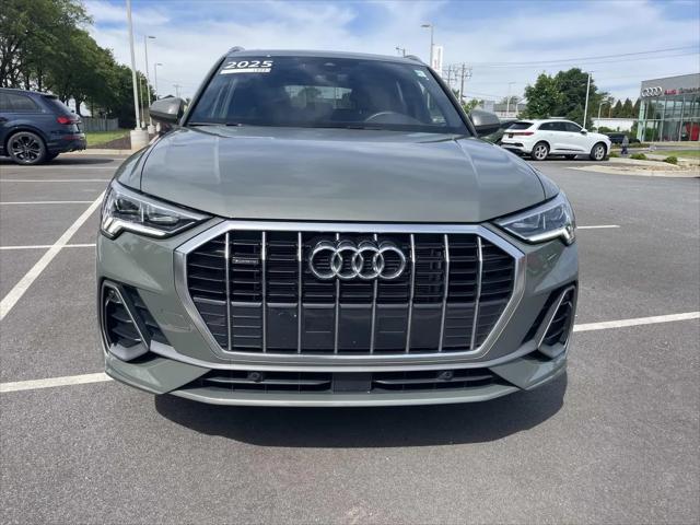 2025 Audi Q3 Premium 45 TFSI S line quattro Tiptronic