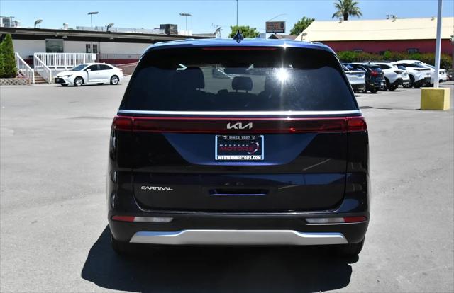 2024 Kia Carnival MPV LX Seat Package