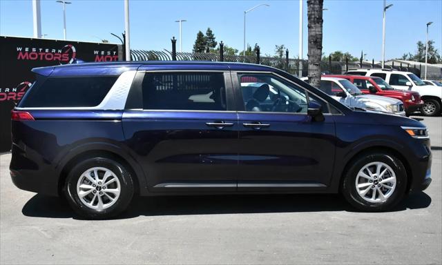 2024 Kia Carnival MPV LX Seat Package