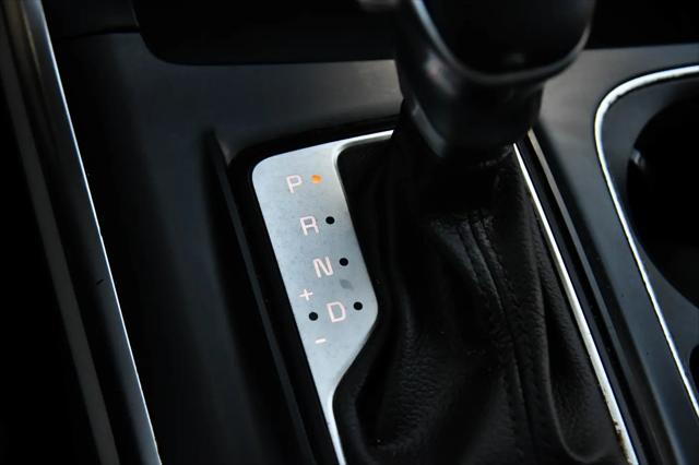 2024 Kia Carnival MPV LX Seat Package