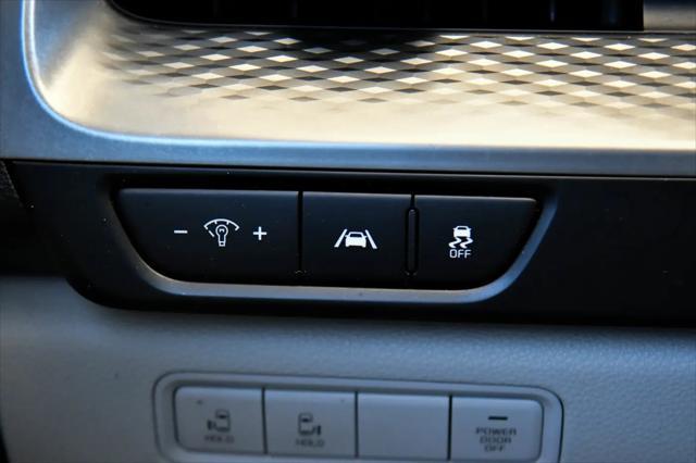 2024 Kia Carnival MPV LX Seat Package