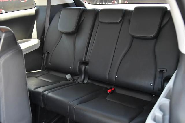 2024 Kia Carnival MPV LX Seat Package