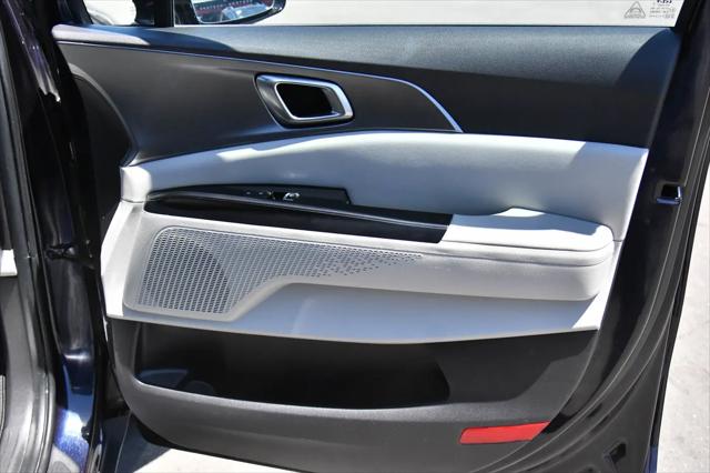 2024 Kia Carnival MPV LX Seat Package