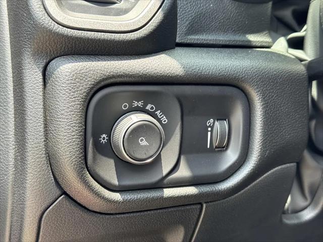 2026 Ram 1500 Tradesman Crew Cab 4x2 57 Box