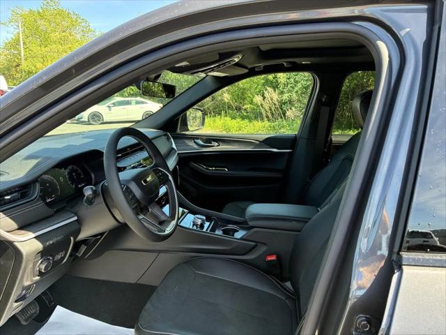 2026 Jeep Grand Cherokee L Altitude 4x4