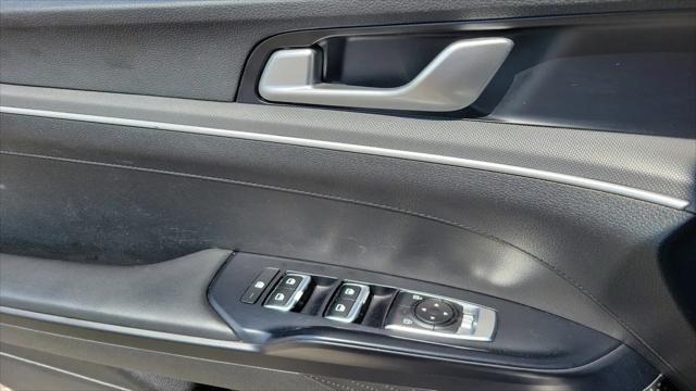 2022 Kia K5 LXS