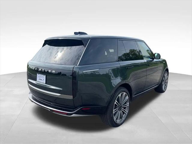 2026 Land Rover Range Rover P530 SE