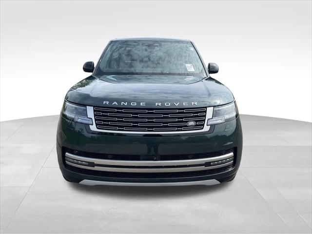 2026 Land Rover Range Rover P530 SE