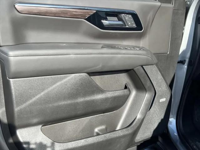 2026 Chevrolet Suburban Z71, 4WD