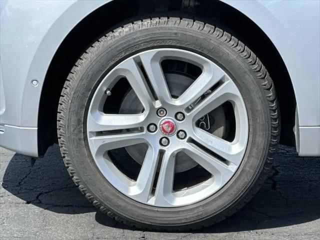 2018 Jaguar F-PACE 35t R-Sport