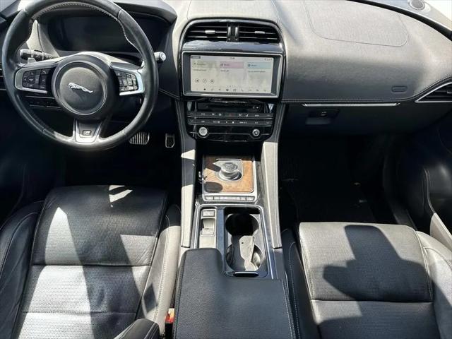 2018 Jaguar F-PACE 35t R-Sport