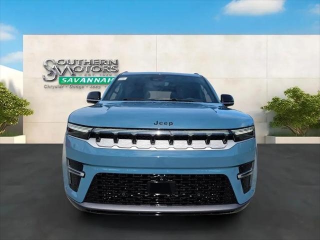 2026 Jeep Grand Wagoneer 4x2