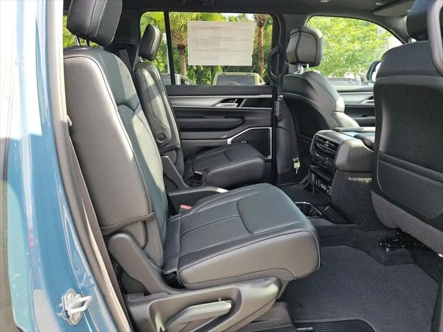 2026 Jeep Grand Wagoneer 4x2
