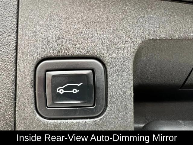 2022 Cadillac XT5 AWD Premium Luxury