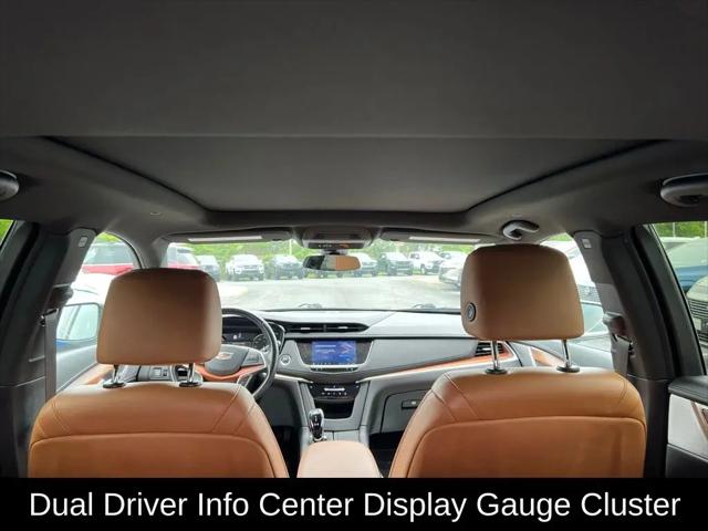 2022 Cadillac XT5 AWD Premium Luxury