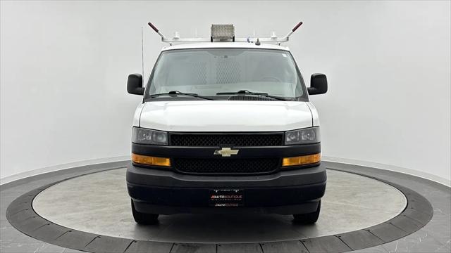 2022 Chevrolet Express Cargo Van RWD 2500 Regular Wheelbase WT