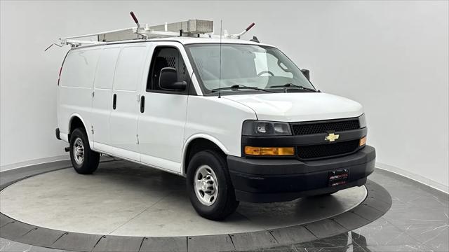 2022 Chevrolet Express Cargo Van RWD 2500 Regular Wheelbase WT