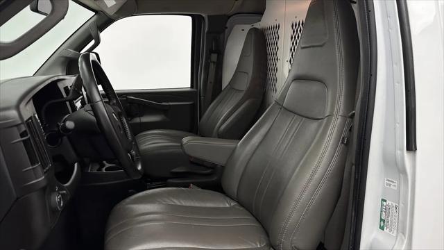 2022 Chevrolet Express Cargo Van RWD 2500 Regular Wheelbase WT