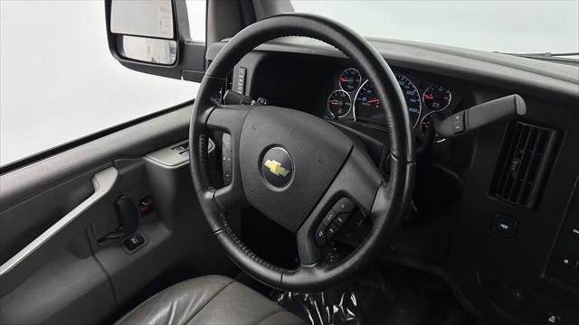 2022 Chevrolet Express Cargo Van RWD 2500 Regular Wheelbase WT