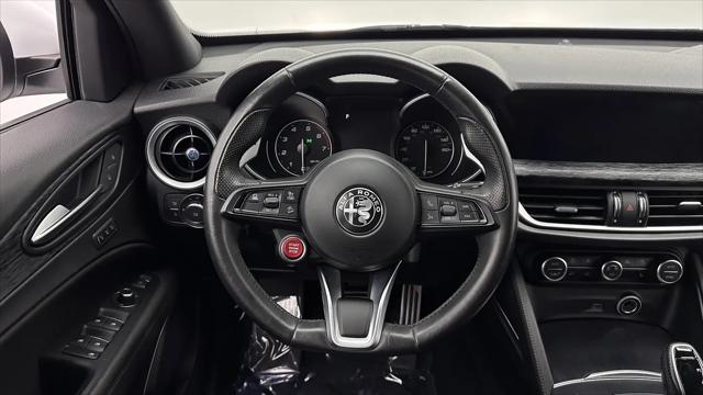 2023 Alfa Romeo Stelvio Sprint RWD