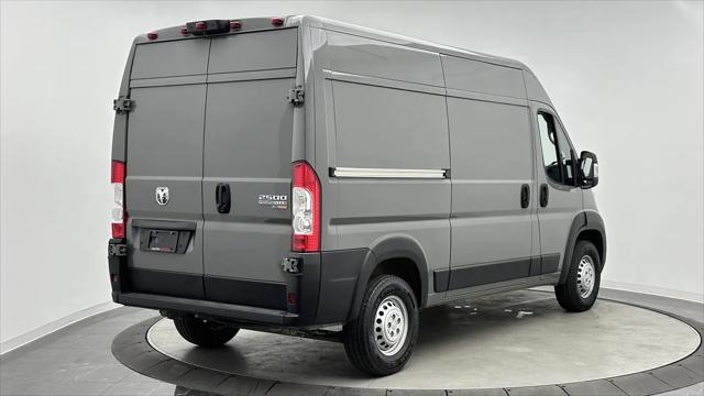 2026 Ram ProMaster 2500 Cargo Van Tradesman High Roof 136" WB w/Pass Seat
