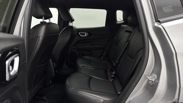 2022 Jeep Compass Altitude FWD