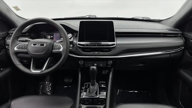 2022 Jeep Compass Altitude FWD