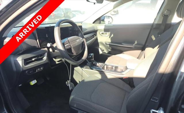 2025 Kia K4 LX