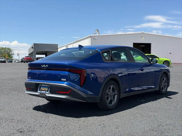 2025 Kia K4 LXS