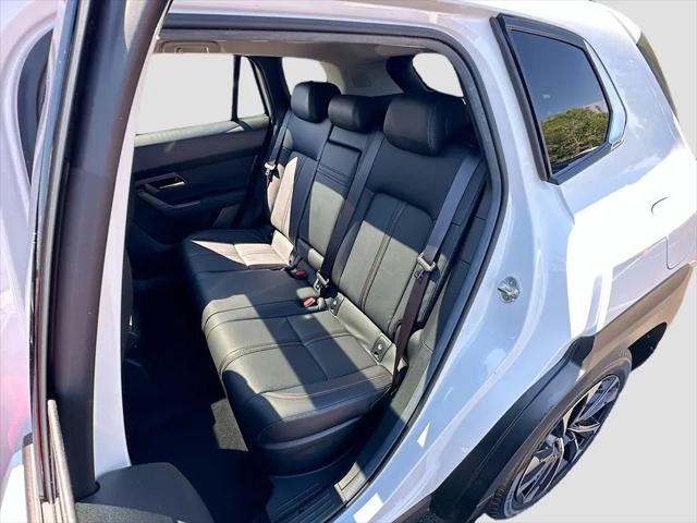 2025 Mazda CX-50 Hybrid Premium Plus Package