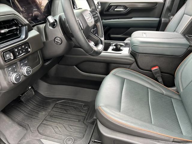 2025 GMC Yukon AT4 4WD