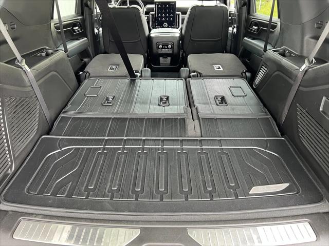 2025 GMC Yukon AT4 4WD