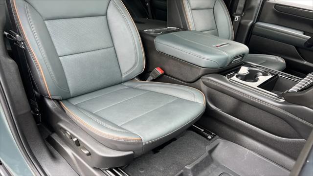 2025 GMC Yukon AT4 4WD