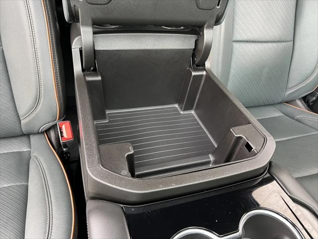 2025 GMC Yukon AT4 4WD