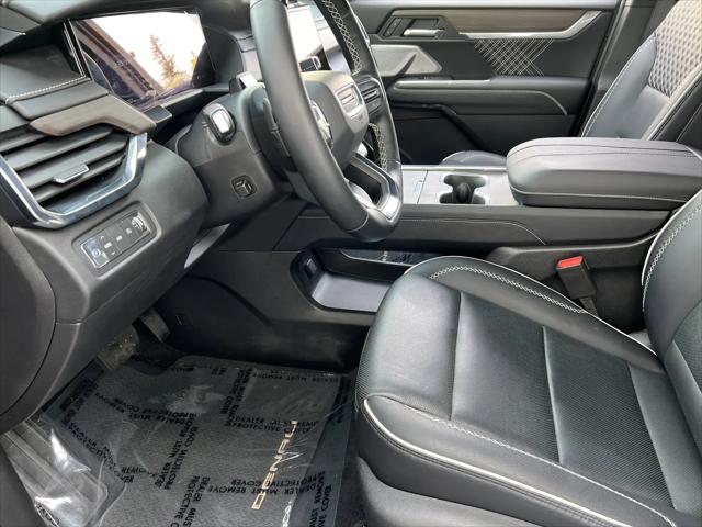 2025 GMC Acadia Denali AWD