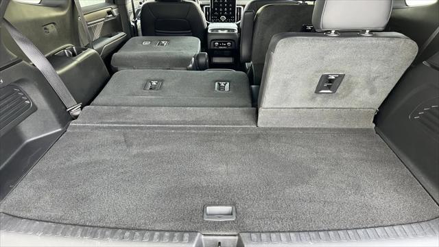 2025 GMC Acadia Denali AWD