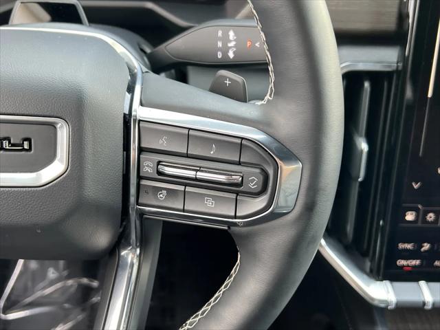 2025 GMC Acadia Denali AWD