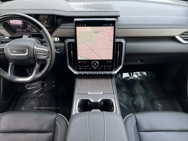 2025 GMC Acadia Denali AWD