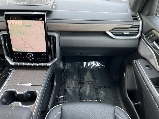2025 GMC Acadia Denali AWD